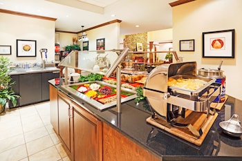 staybridge suites oak ridge by ihg