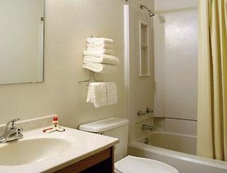 Super 8 By Wyndham St. Cloud,St Cloud>>Minnesota,2 star