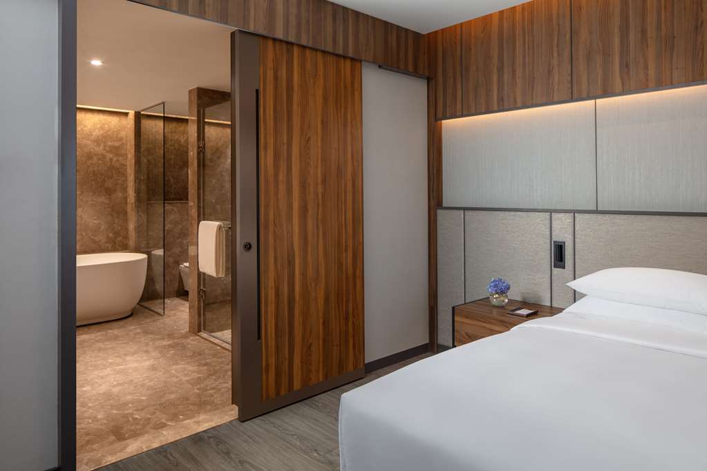 hyatt regency trivandrum