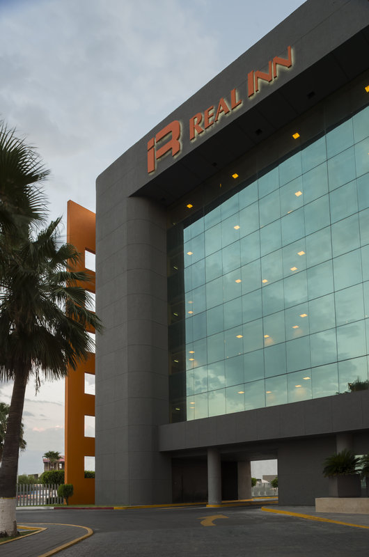 real inn nuevo laredo