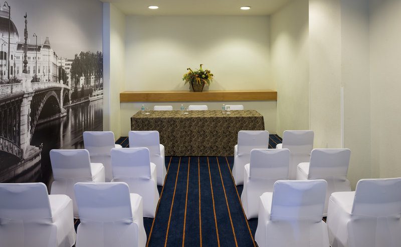 real inn nuevo laredo