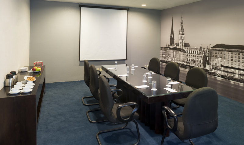 real inn nuevo laredo