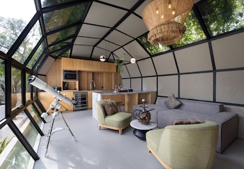 airship bali 1