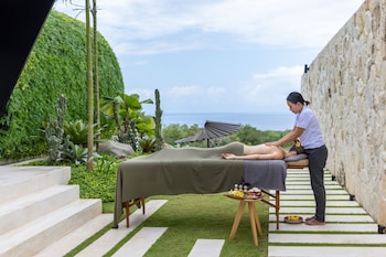 airship bali 1