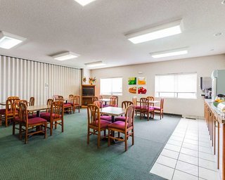 Quality Inn & Suites,Montrose>>Cimarron,2 star