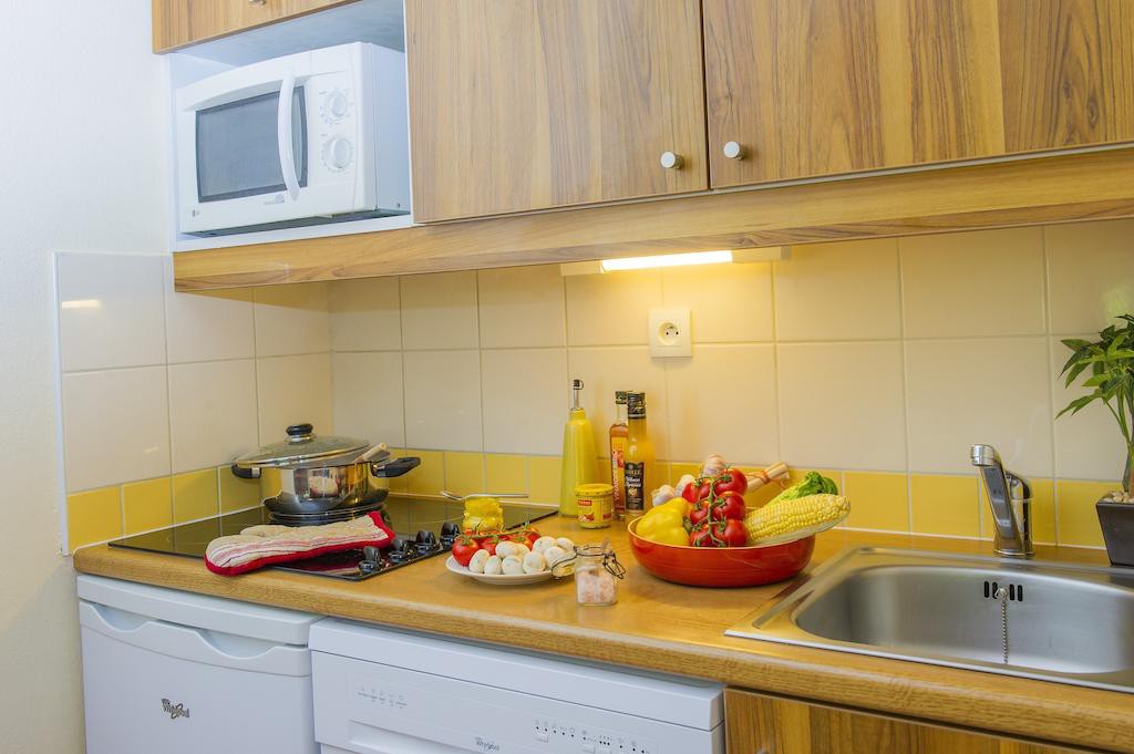 Pierre & Vacances Residence Les Rives De L'aure,Near Pic Lumiere Cable Car,3 star