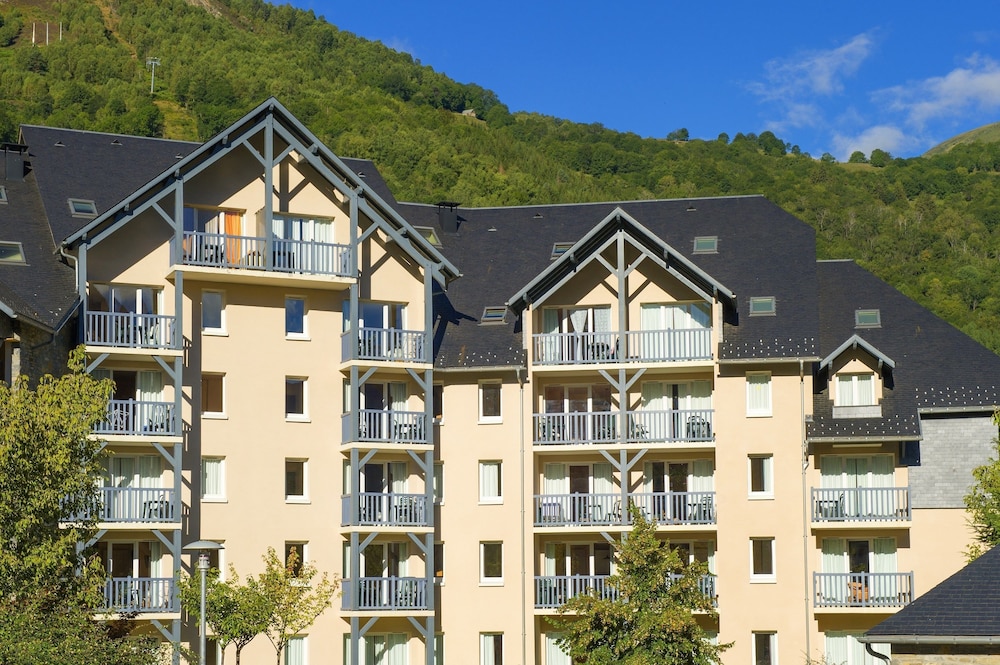 pierre and vacances residence les rives de laure