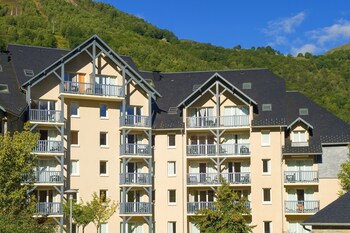 pierre and vacances residence les rives de laure
