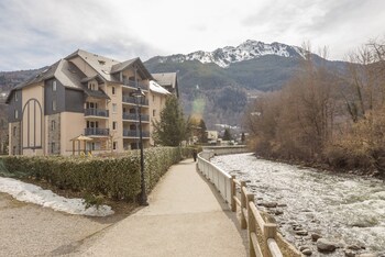 pierre and vacances residence les rives de laure