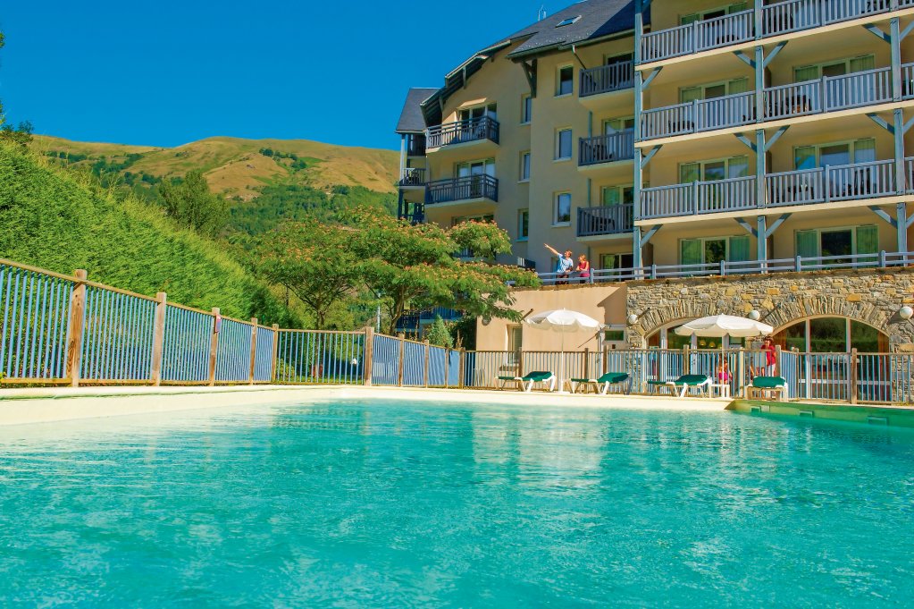 pierre and vacances residence les rives de laure