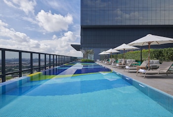 courtyard by marriott setia alam