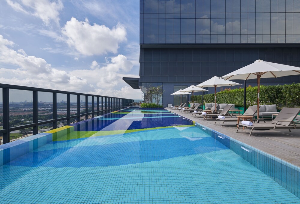 courtyard by marriott setia alam