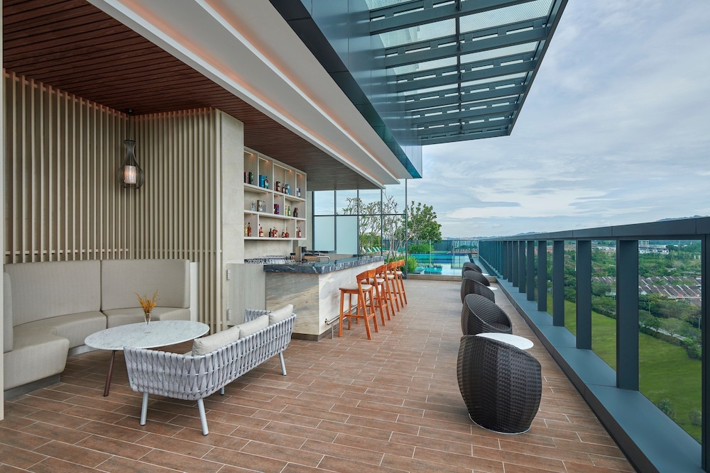 courtyard by marriott setia alam