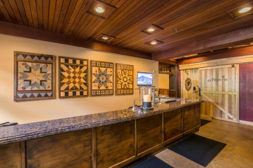 sugarloaf mountain hotel