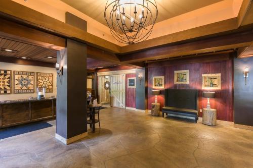 Sugarloaf Mountain Hotel,Franklin>>Carrabassett Valley,3.5 star