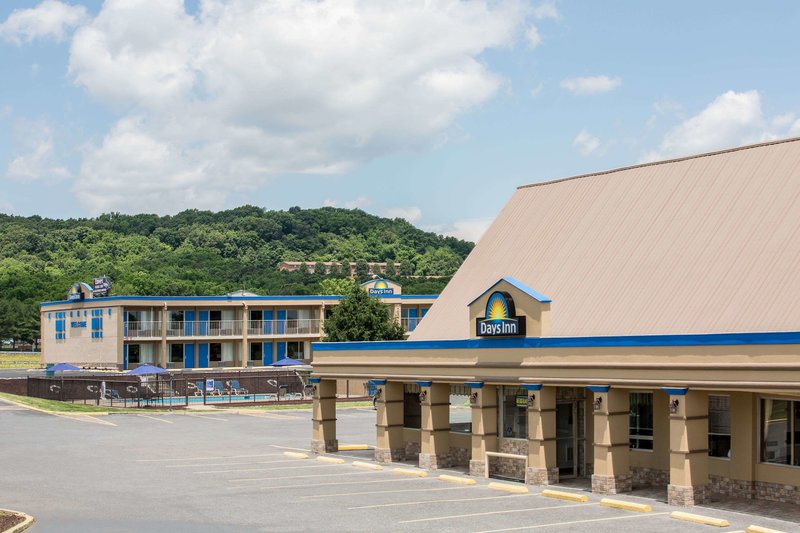 days inn by wyndham staunton