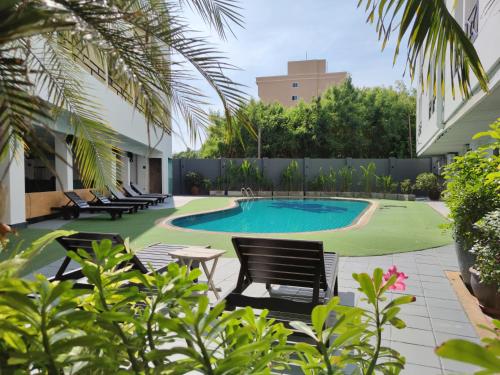 the chanthong residence and hotel pattaya