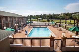 days inn by wyndham hardeeville i 95 state line