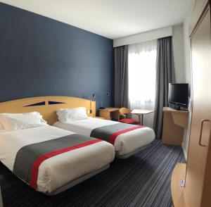 Holiday Inn Express Madrid-San Sebastian De Los Reyes By Ihg,Connected To A Shopping Center,3 star