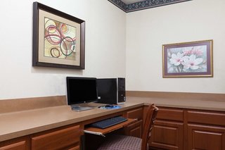 super 8 by wyndham huntsville