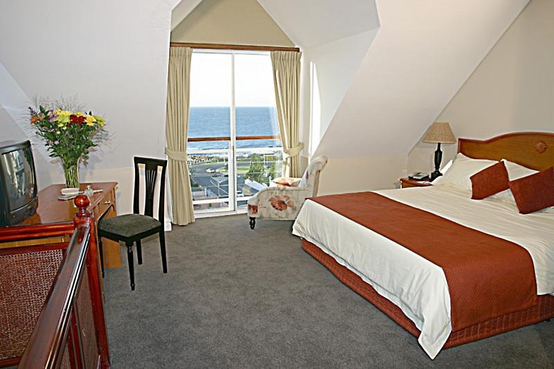 bantry bay suite hotel