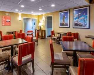 comfort inn and suites