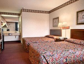 Super 8 By Wyndham Fredericksburg,Falmouth>>Bowling Green,2 star