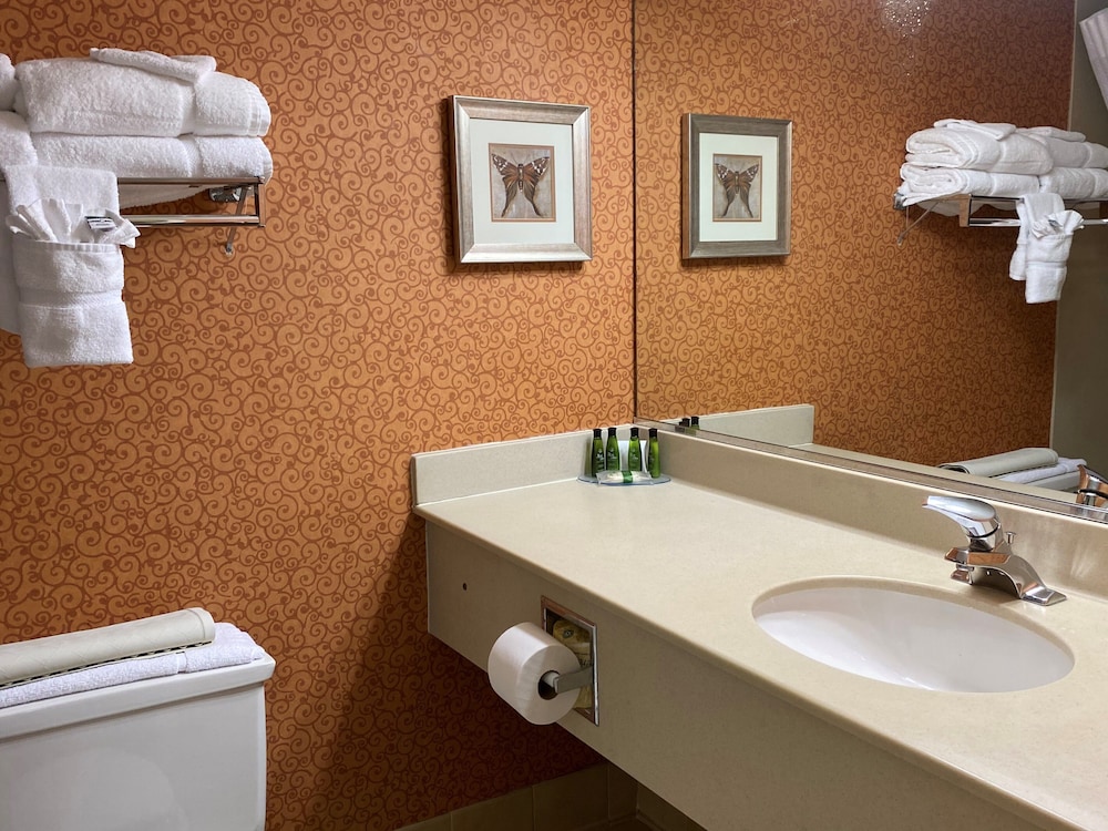 clarion hotel and suites convention center fredericksburg