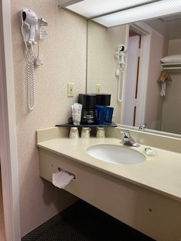 clarion hotel and suites convention center fredericksburg