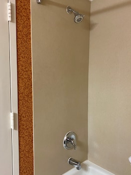 clarion hotel and suites convention center fredericksburg