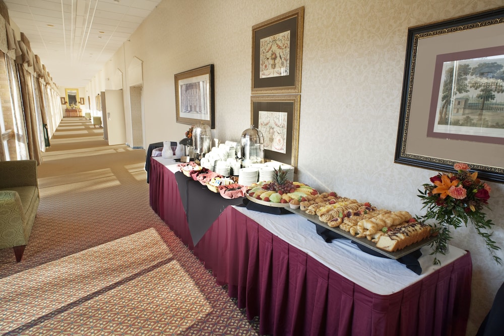 clarion hotel and suites convention center fredericksburg