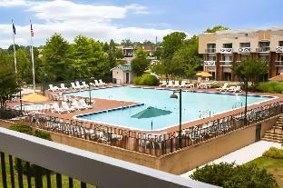 Clarion Hotel & Suites Convention Center Fredericksburg,Near Spotsylvania Towne Centre,3 star