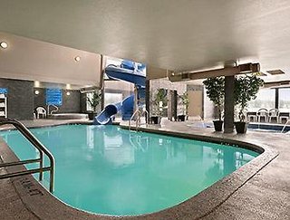 Days Inn By Wyndham Regina,Regina>>Emerald Park,3 star