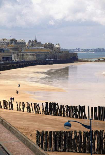 escale oceania saint malo