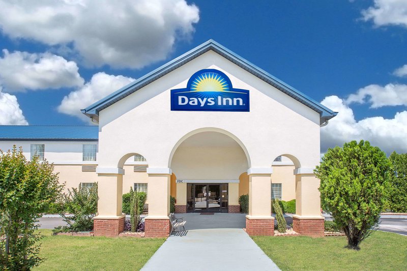 days inn by wyndham lincoln