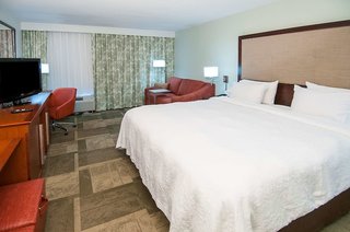 hampton inn lafayette i 10