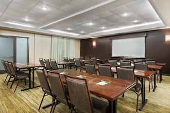 courtyard by marriott lafayette airport