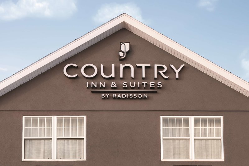 Country Inn & Suites By Radisson, Dubuque, Ia