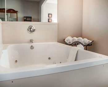 holiday inn express and suites weatherford by ihg