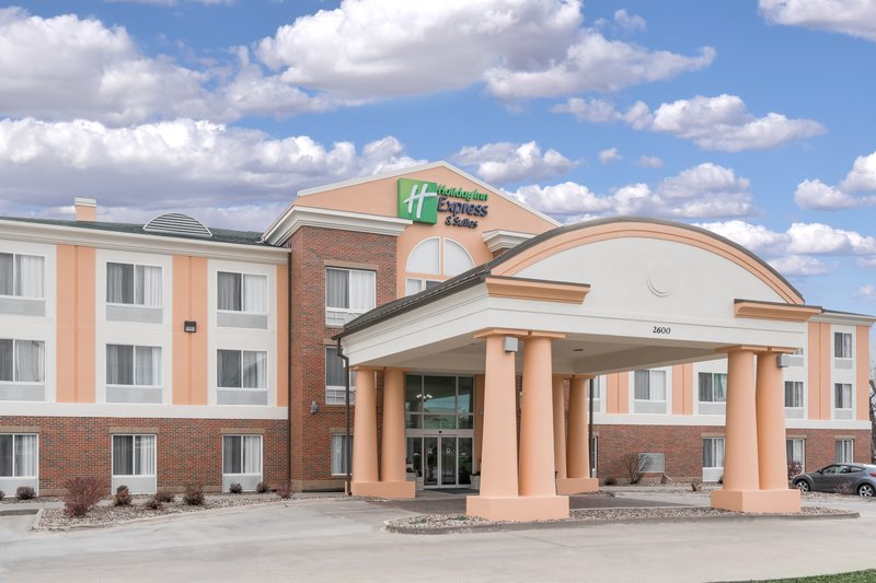 Holiday Inn Express & Suites Ames, An Ihg Hotel