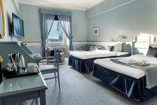 first hotel statt