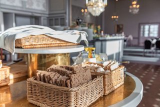 first hotel statt