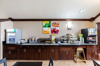 quality inn and suites columbia i 70