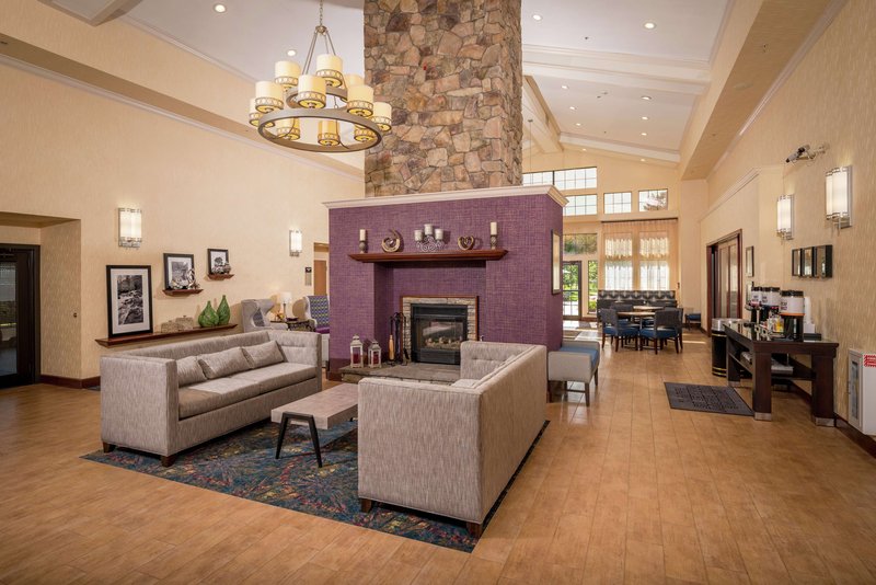 hampton inn and suites binghamton vestal
