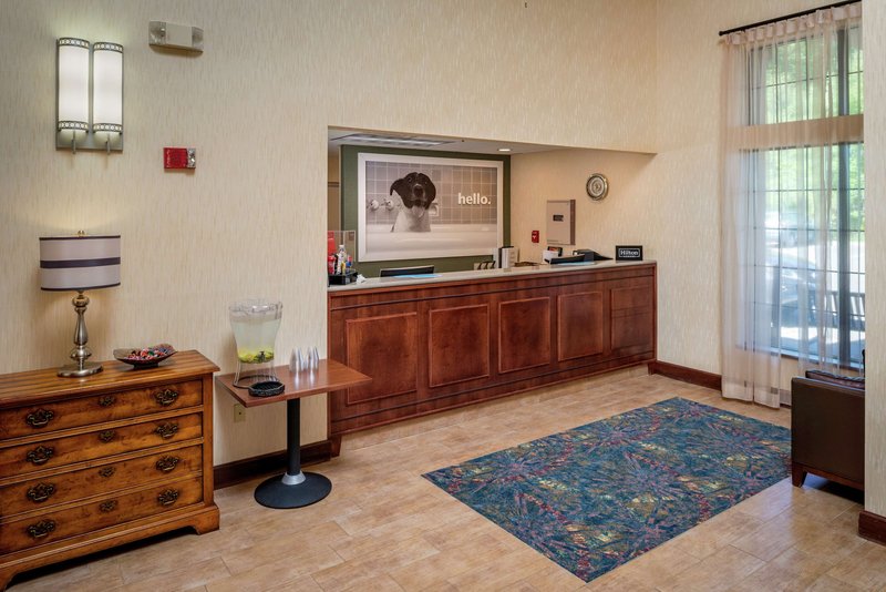 hampton inn and suites binghamton vestal