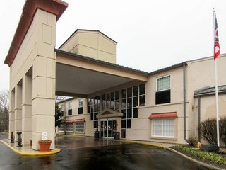 Quality Hotel Conference Center Cincinnati Blue Ash,Cincinnati>>Blue Ash,3 star