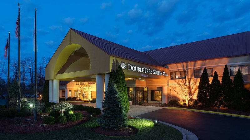 doubletree suites by hilton cincinnati  blue ash