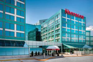 Sheraton Gateway Hotel In Toronto International Airport,Mississauga>>Etobicoke,4 star