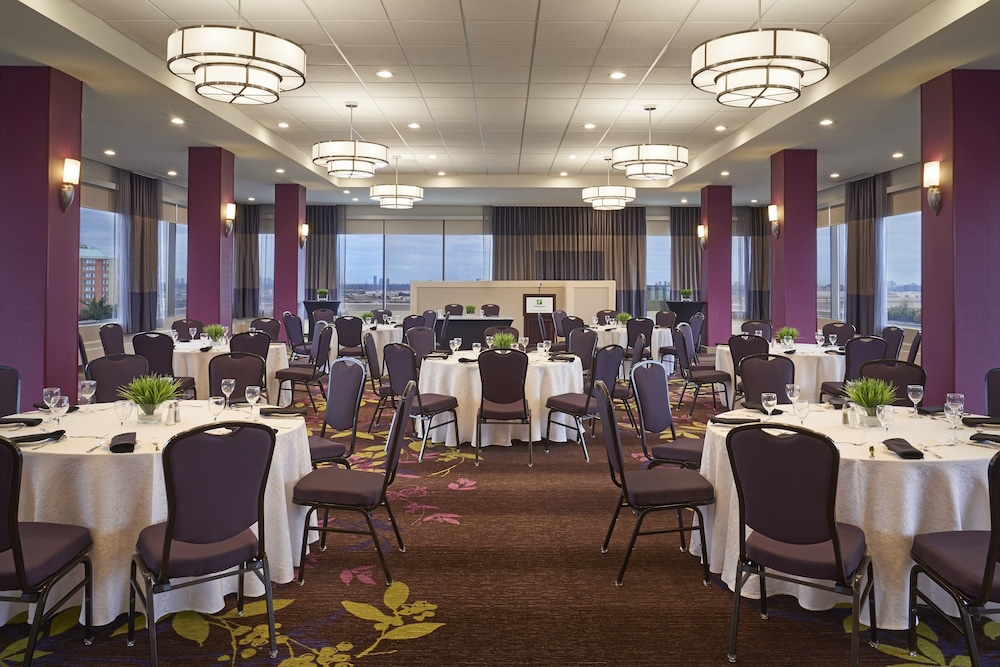 holiday inn toronto intl airport by ihg