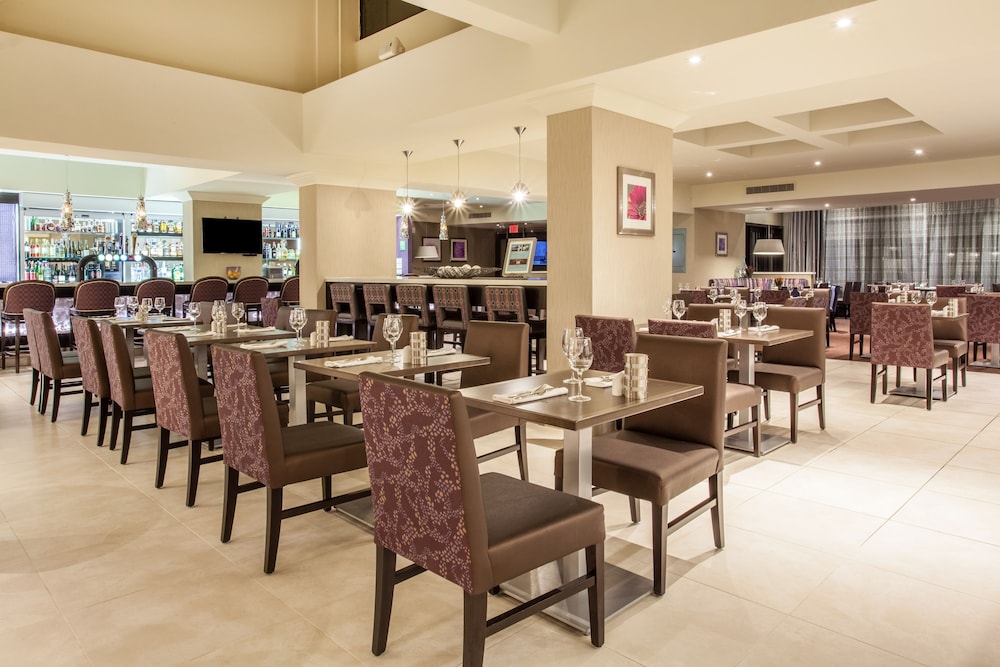 holiday inn toronto intl airport by ihg